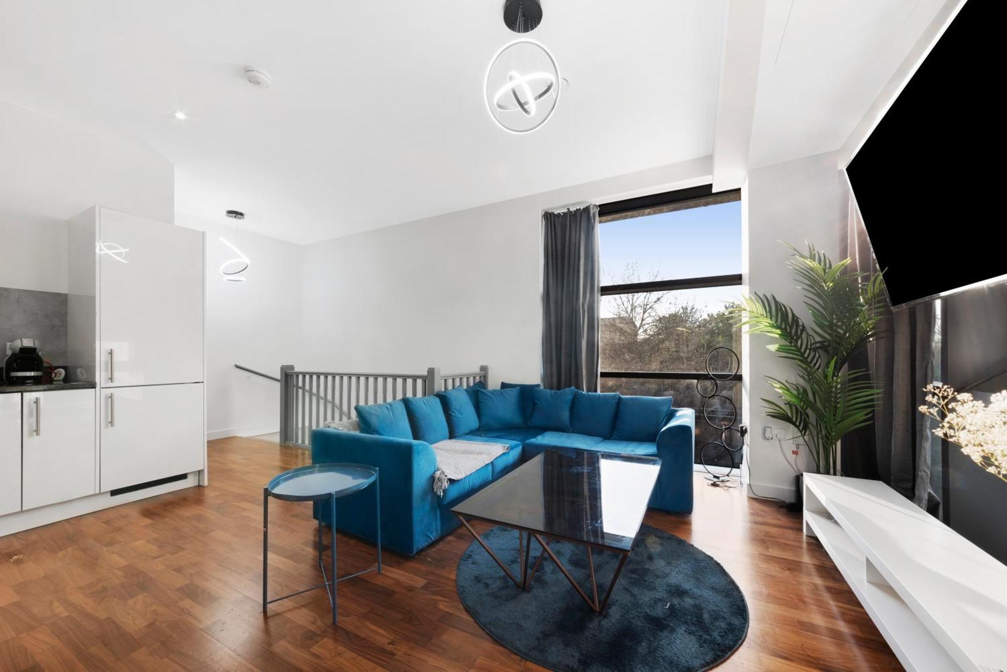 Riverside 2 Bedroom Stratford ลอนดอน ภายนอก รูปภาพ